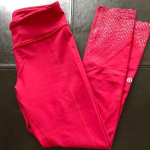 RARE Lululemon Tight Stuff 7/8 leggings